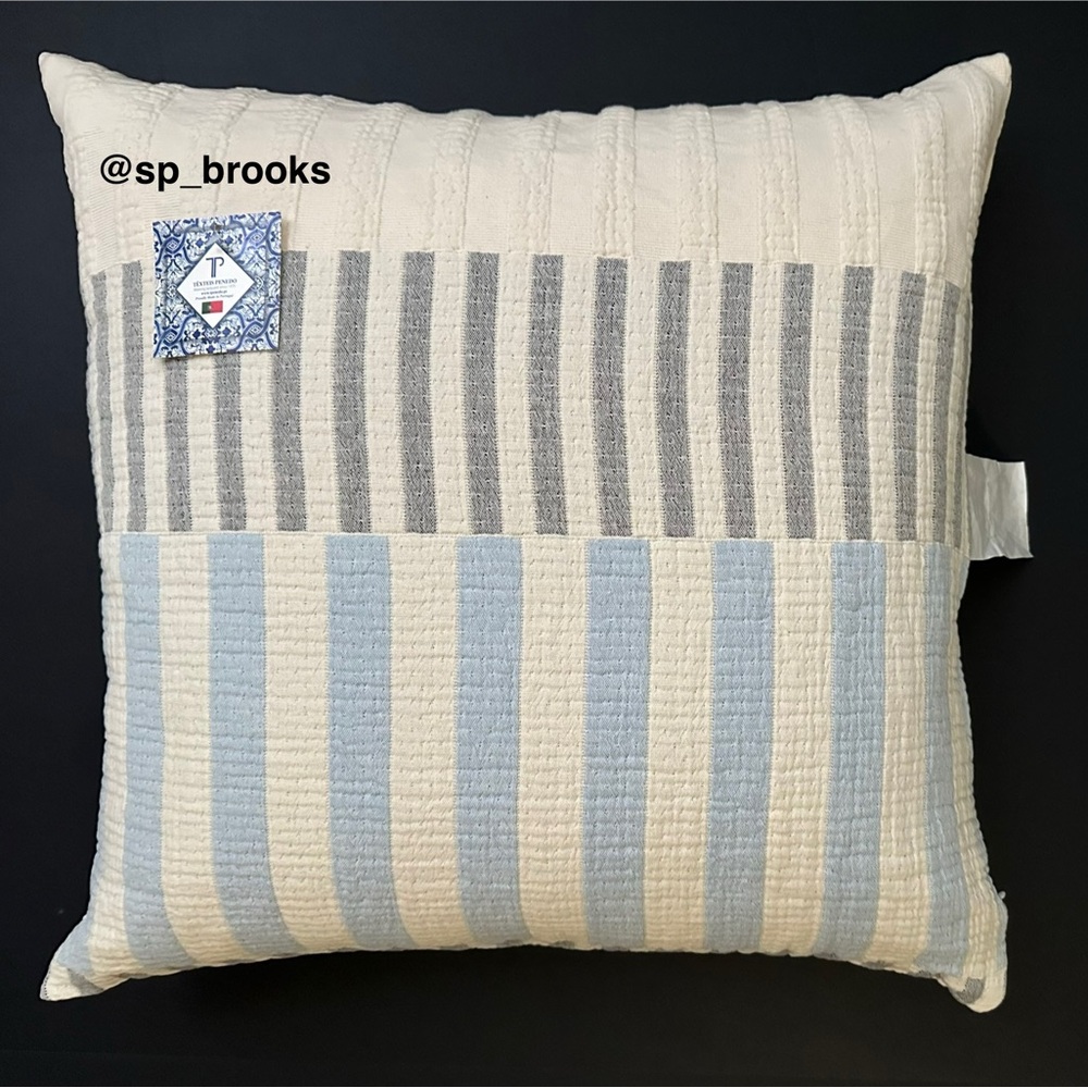 🎁Texteis Penedo 100% Cotton Decorative Pillow with Feather Fill - 22” x 22”